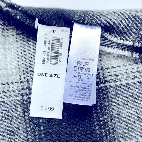 NEW OLD NAVY Plaid Neck Scarf Fringed Hems GRAY 76” x 13” Men’s UNISEX - Picture 4 of 12